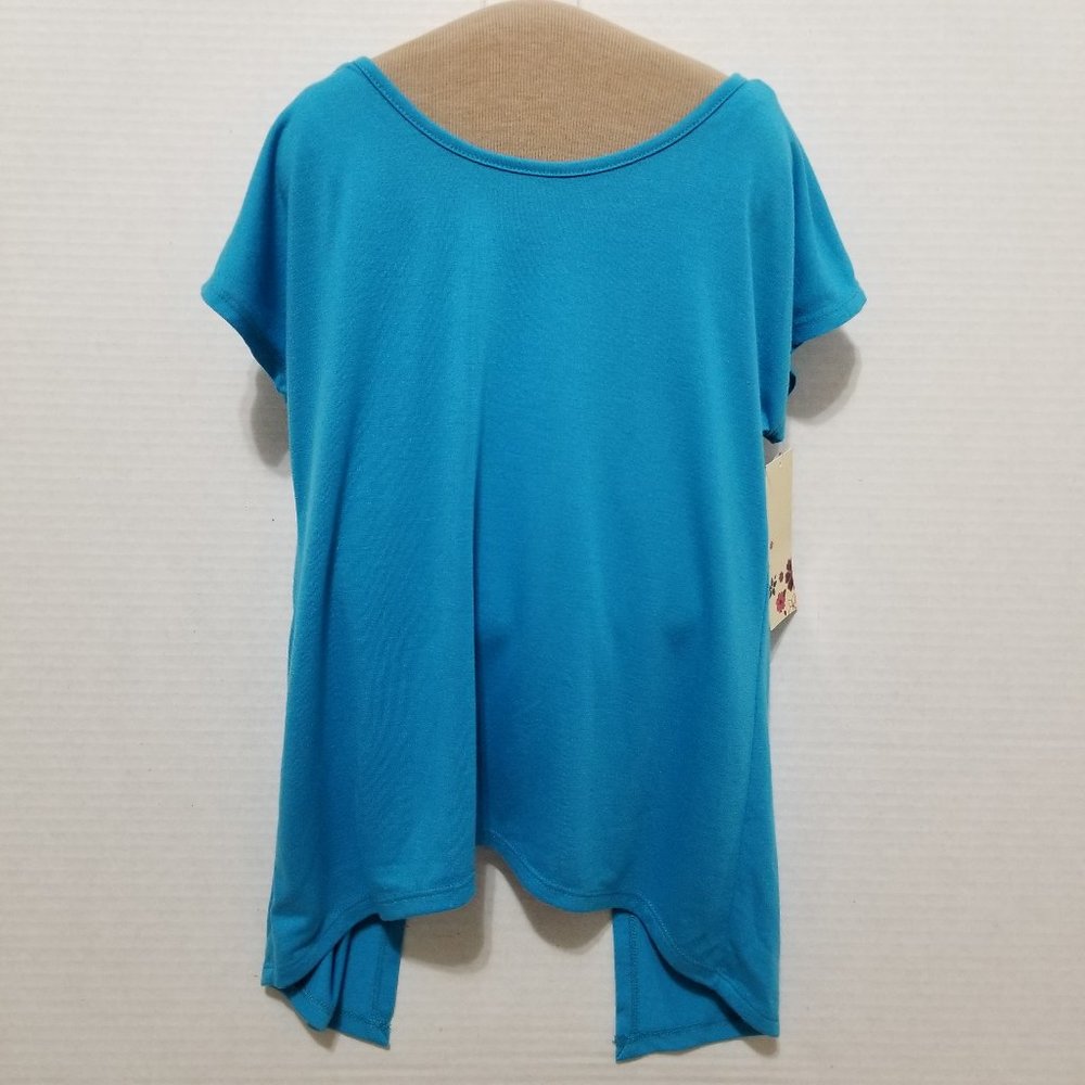 Speechless top Large NWT split back shark bite hem cami liner short sleeve